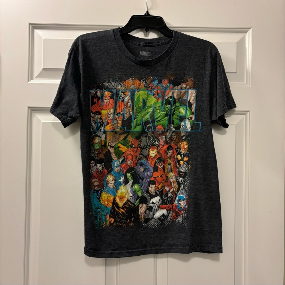 Marvel Mens Shirt Sz M Marvel Characters Graphic Short Sleeve Cotton - Gray
